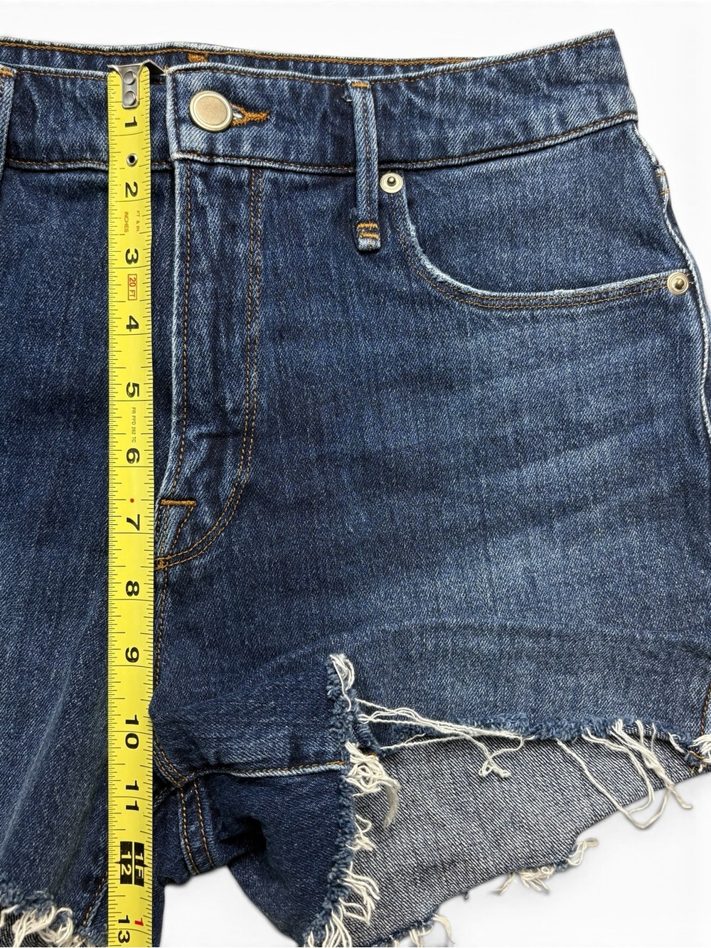 Good American The Cut-Off High Waisted Denim Jean Shorts Blue Size 6 / 28 - Picture 4 of 8